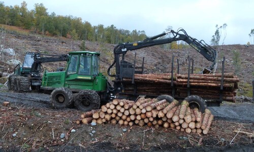 Аренда форвардера John Deere 1410D