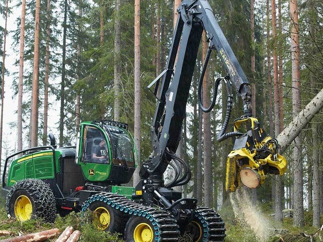 Аренда харвестера John Deere 1470G